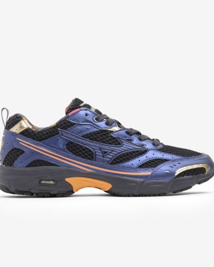 Mizuno MXR Black White & Nimbus Cloud