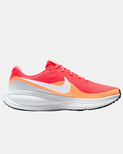 Nike Revolution 8
