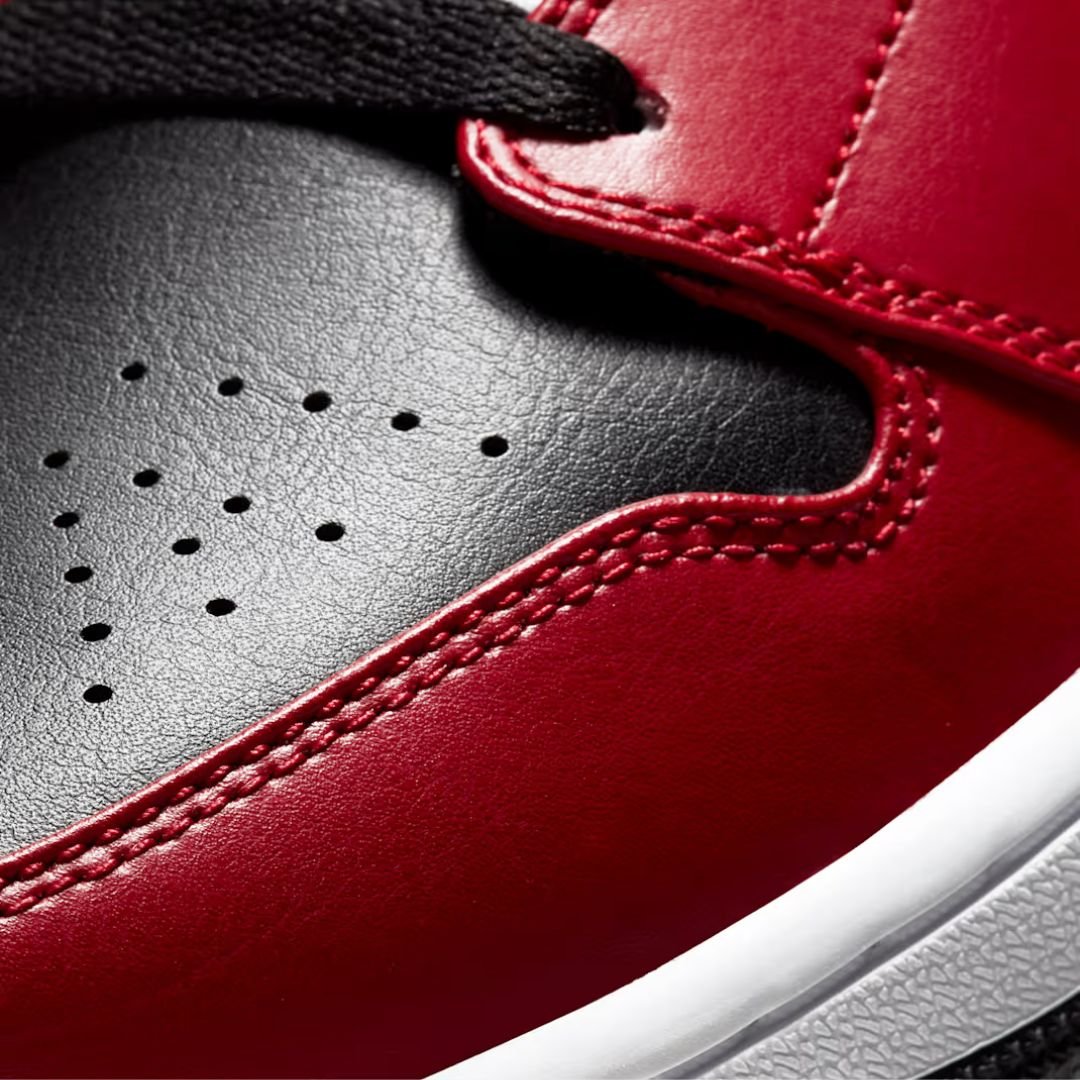 Nike Air Jordan 1 Mid - Image 5