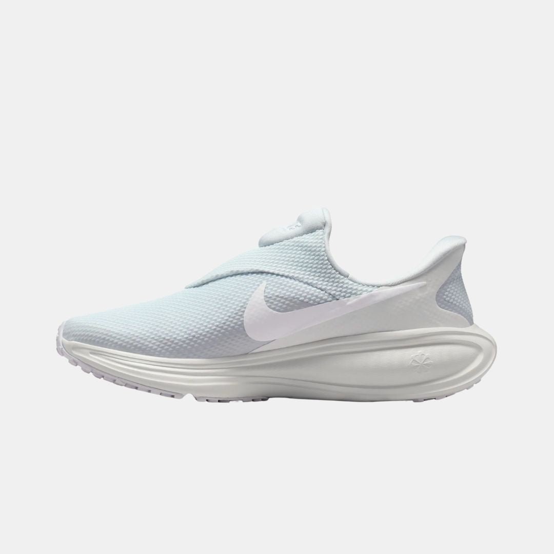 Nike Revolution 8 EasyOn - Image 2