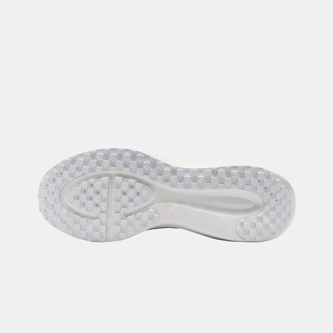Nike Revolution 8 EasyOn - Image 4