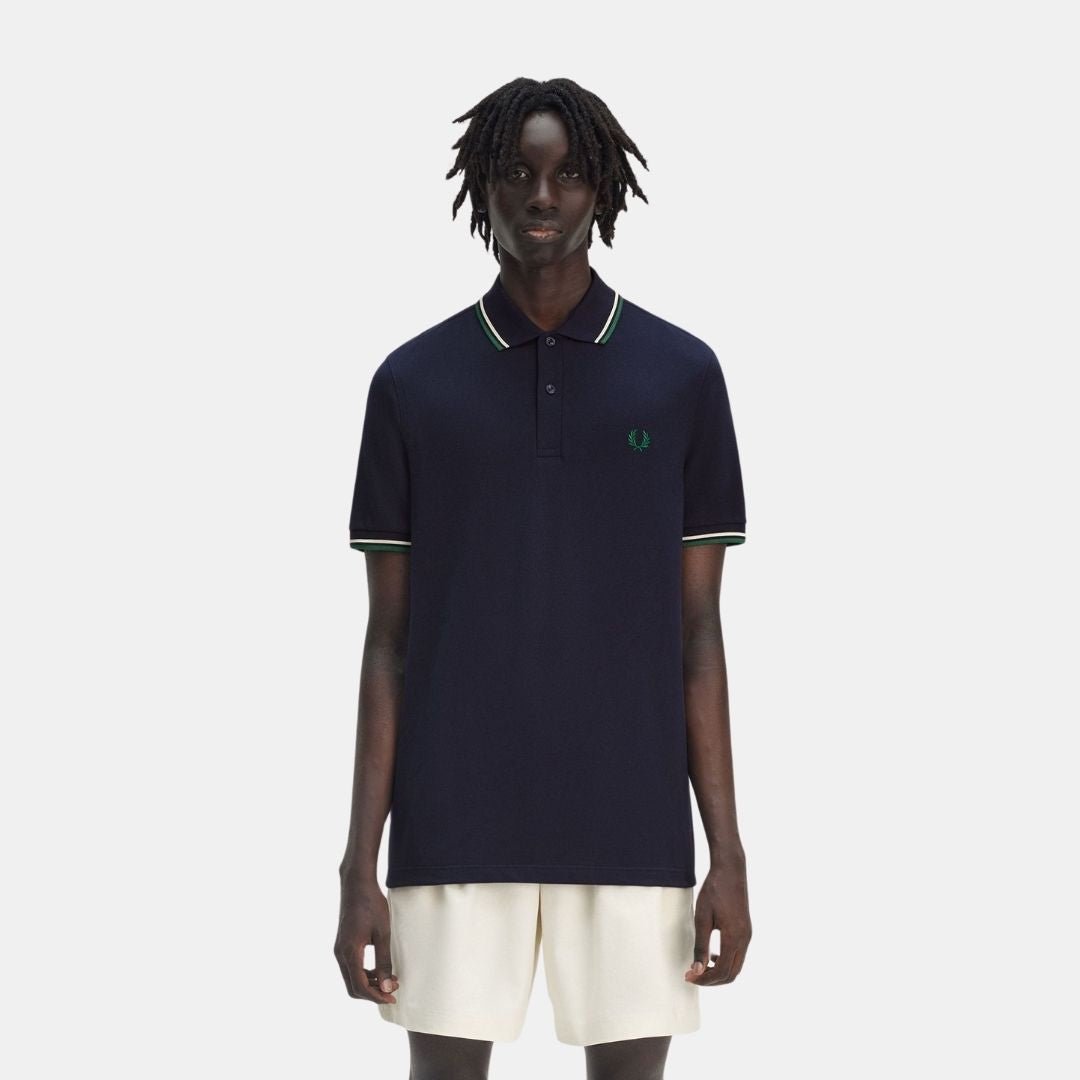 Fred Perry Polo M3600 Dark Carbon Light Ecru & Label Green - Image 3