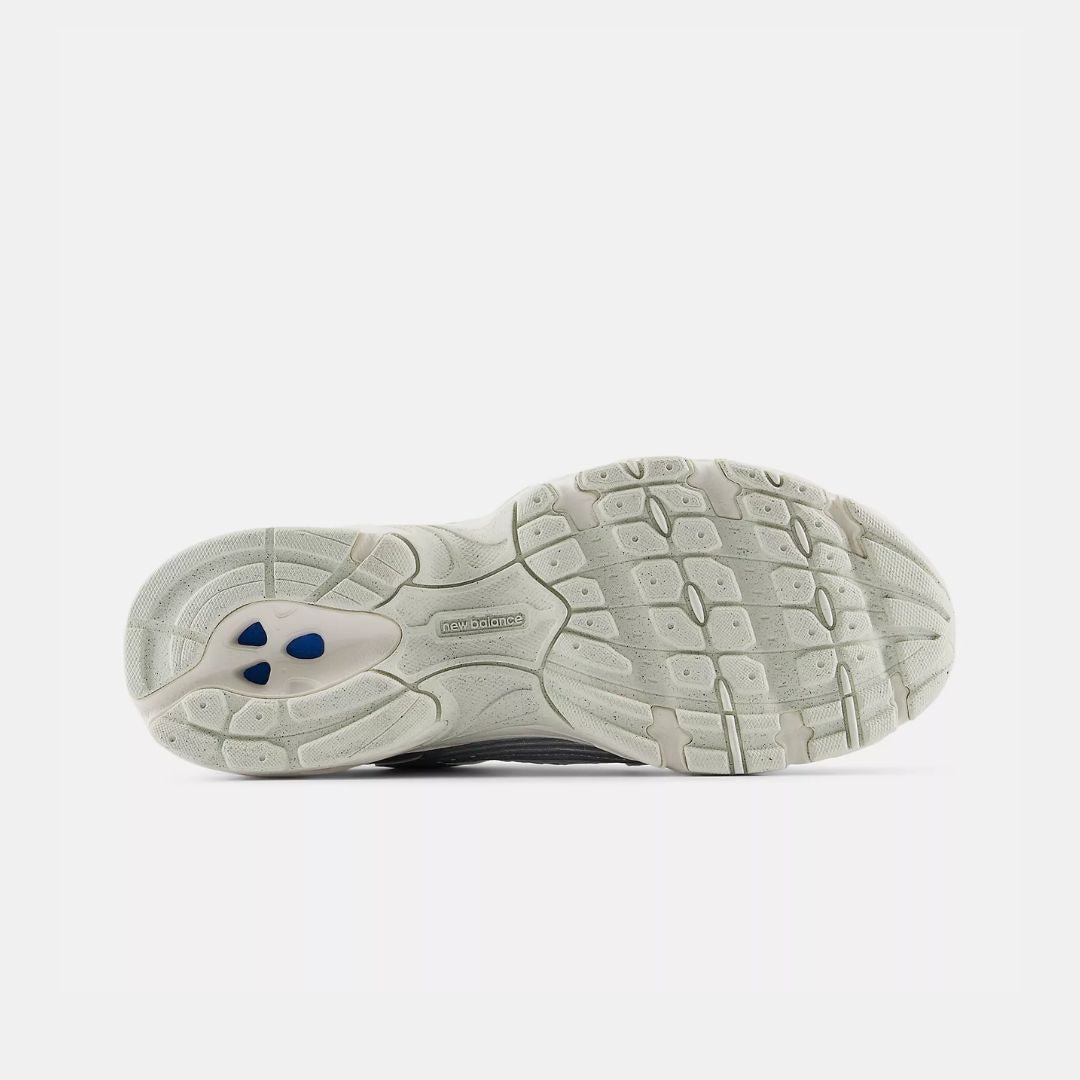New Balance 530 Moyen Silver - Image 4