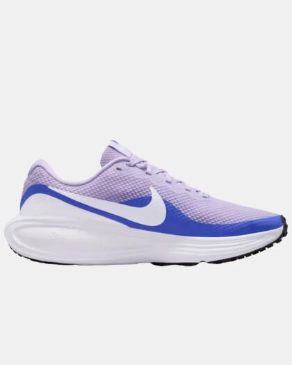 Nike Revolution 8