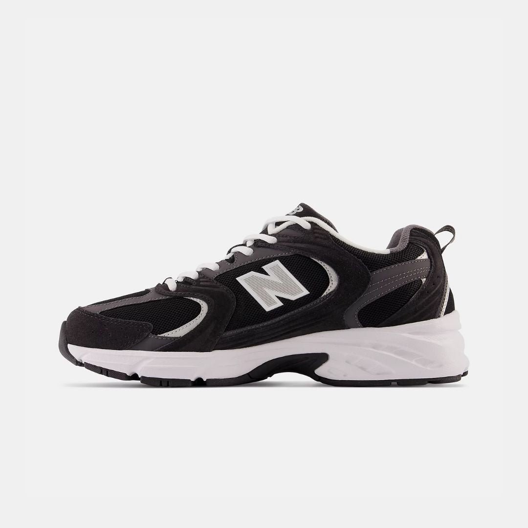 New Balance 530 Black Magnet Silver Metallic - Image 2