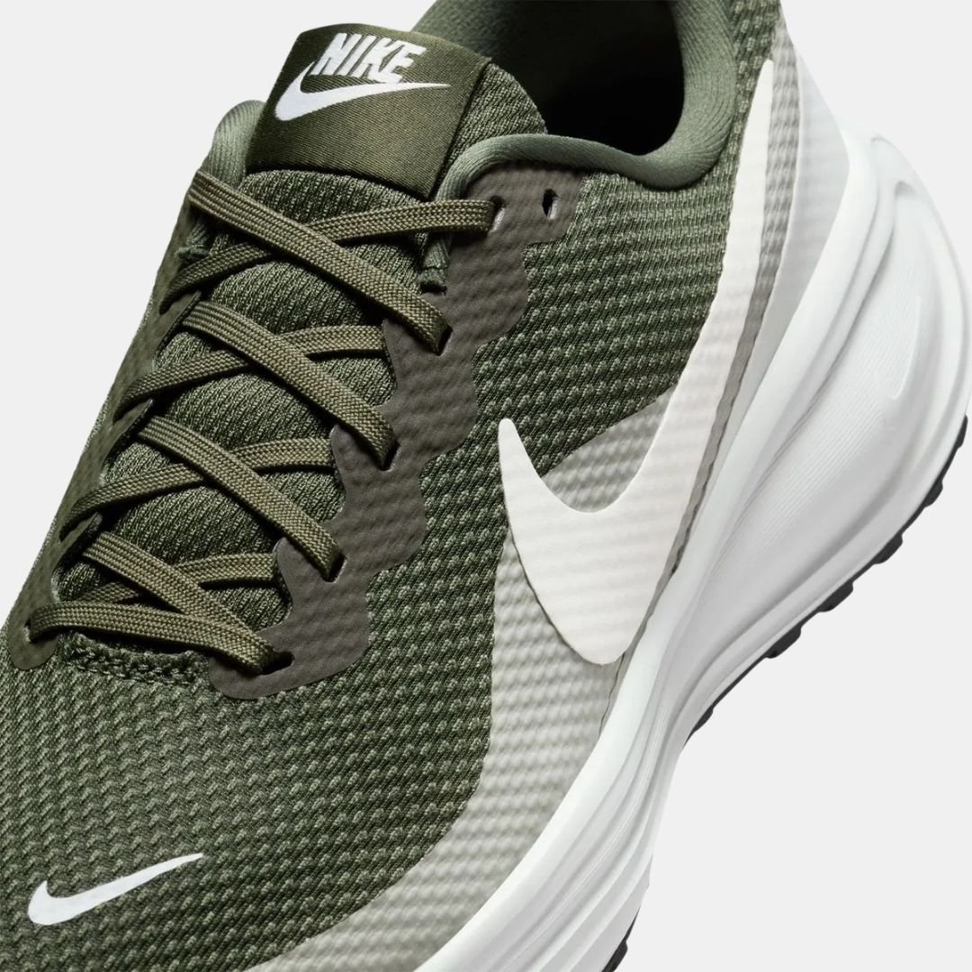 Nike Revolution 8 - Image 4