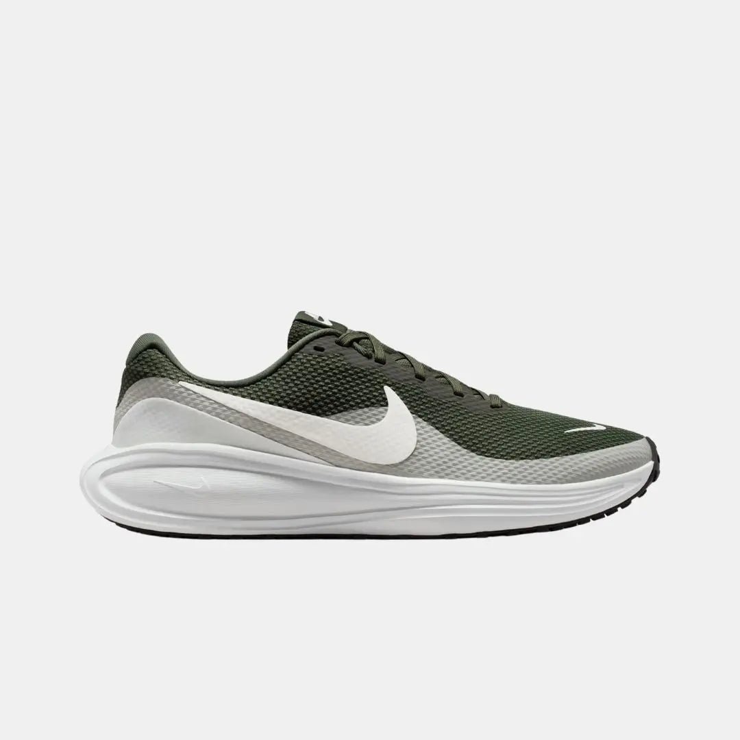 Nike Revolution 8