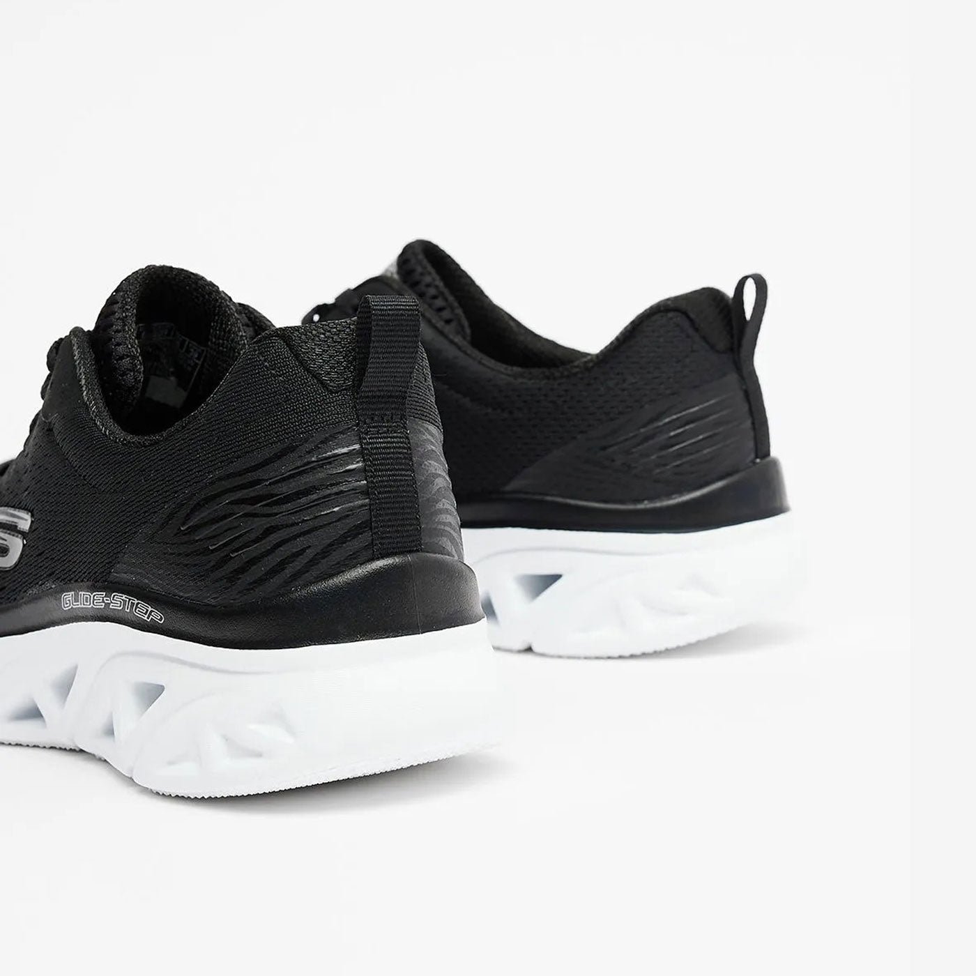 Skechers Gilde Step Sport Black White - Image 2